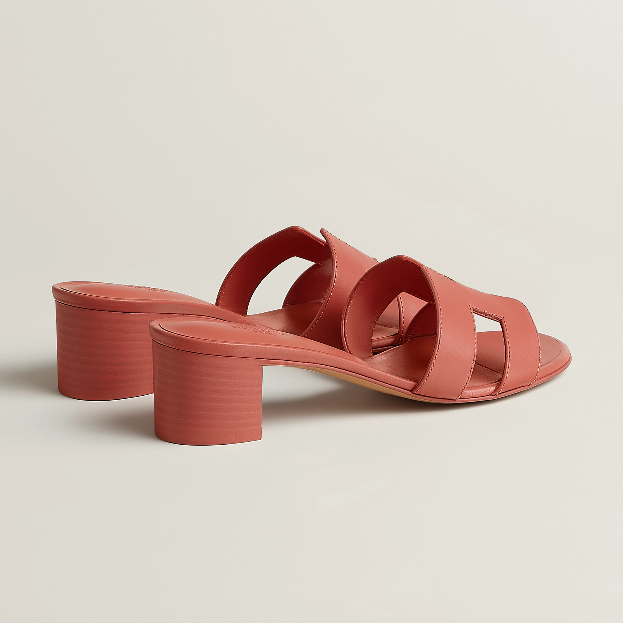 oasis-sandal–141146Z D6-back-wm-5-0-0-2000-2000-q99_g