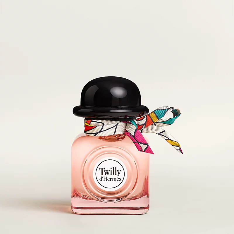 twilly-d-hermes-eau-de-parfum–107263V0-worn-2-0-0-800-800_g